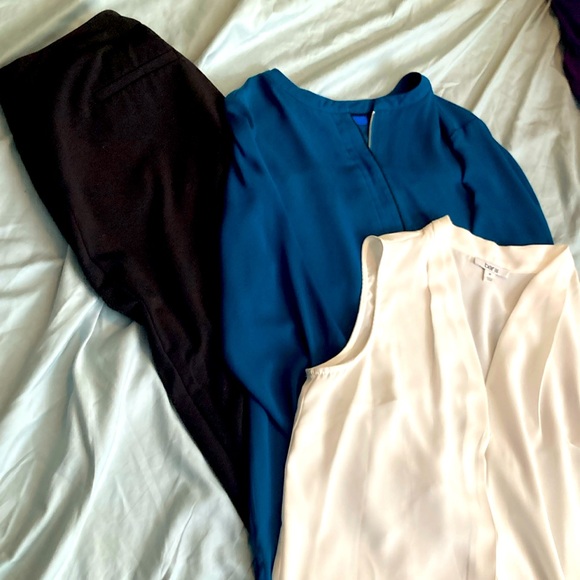 Teal Blouse with Zipper front and cuffed sleeves - Picture 1 of 6